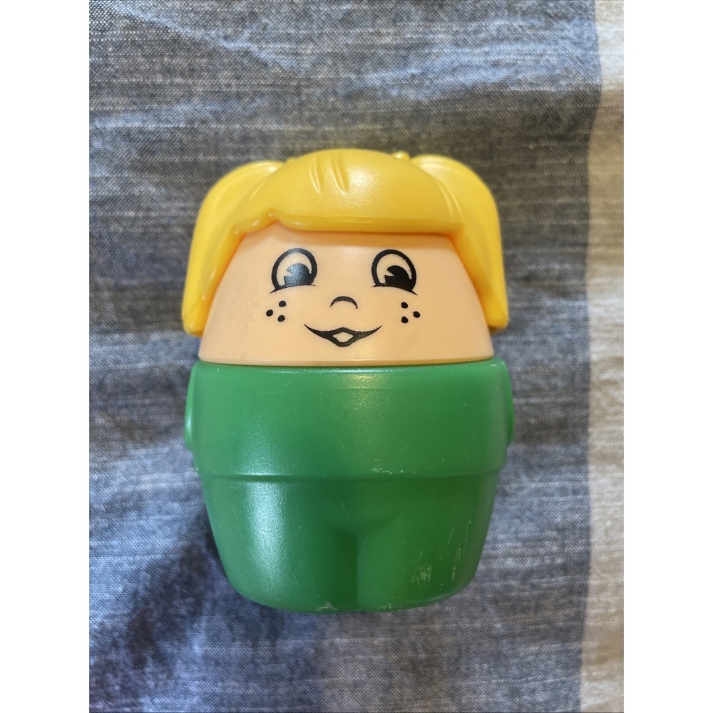 VERY RARE!‎ VINTAGE step 2 REPLACEMENT GIRL WITH YELLOW HAIR 3.5" TALL EUC